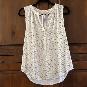 LOFT White Sleeveless Blouse with Black Dots